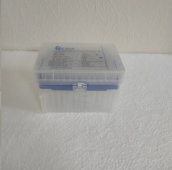 Наконечник універсальний 1000 мкл в штативі